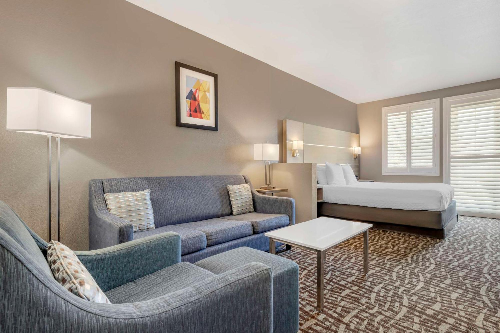 Best Western Plus Lake Elsinore Inn & Suites Dış mekan fotoğraf
