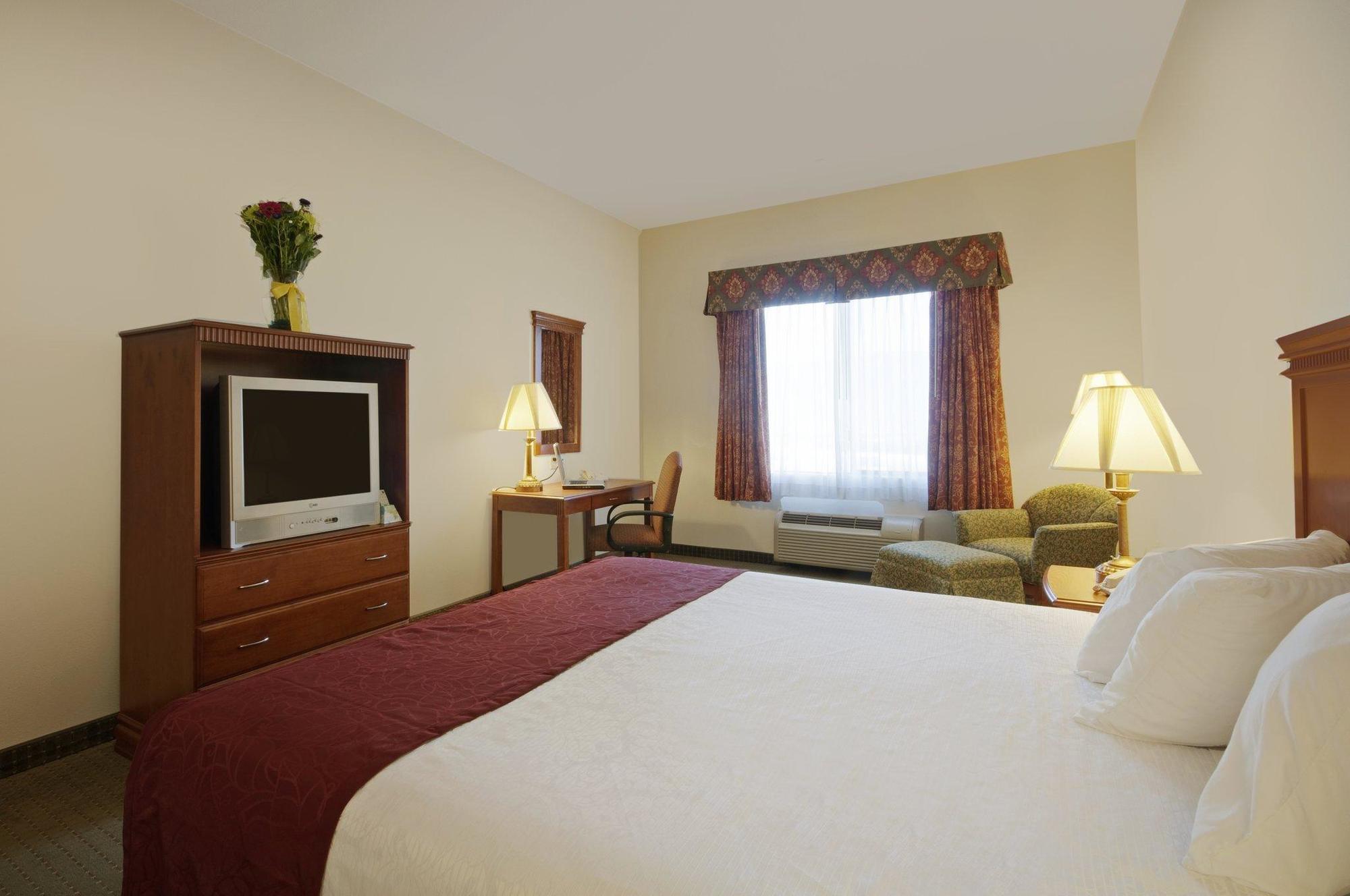 Best Western Plus Lake Elsinore Inn & Suites Dış mekan fotoğraf