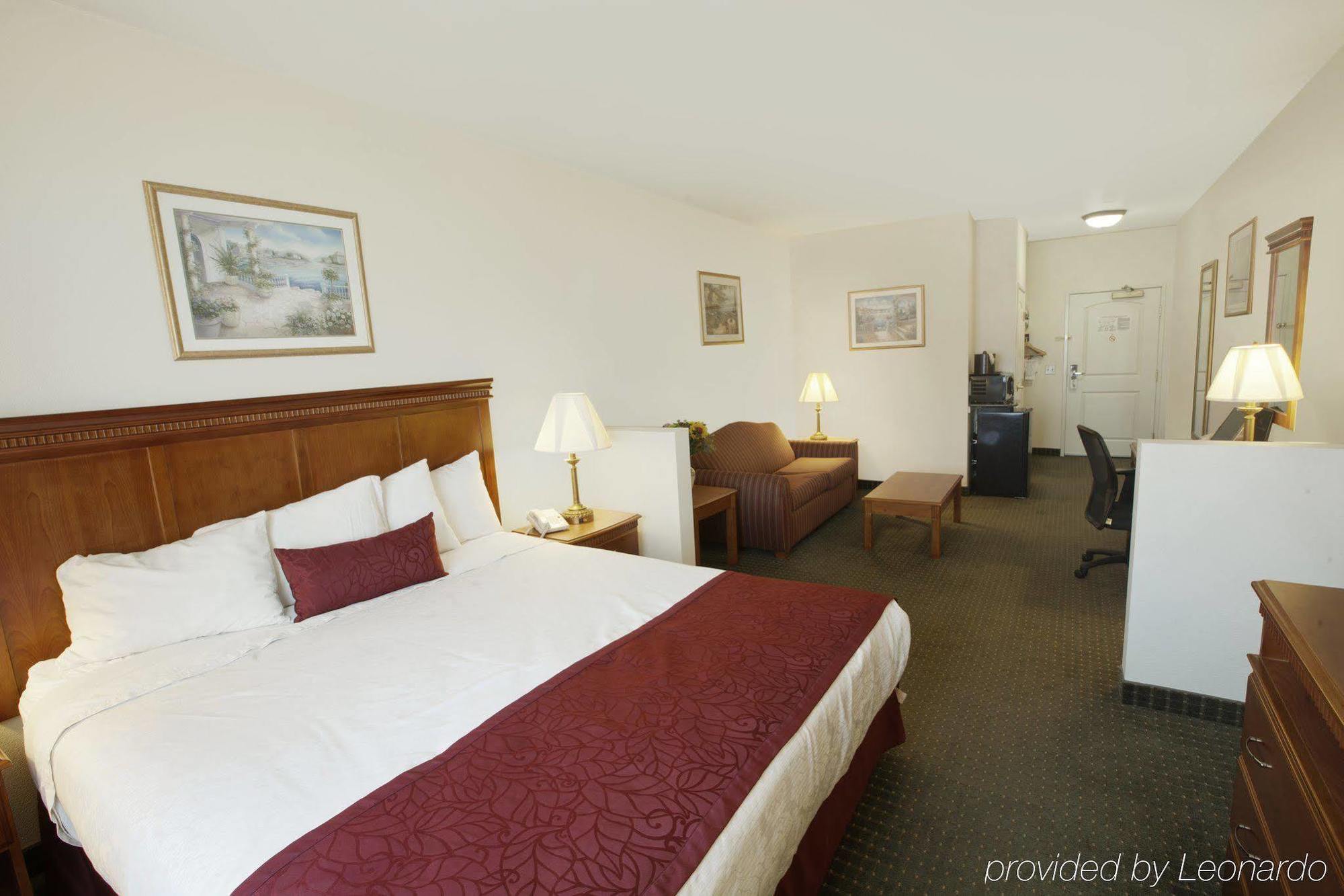Best Western Plus Lake Elsinore Inn & Suites Dış mekan fotoğraf