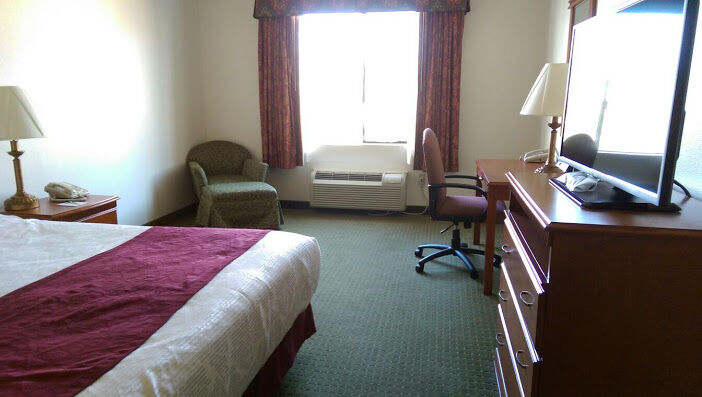 Best Western Plus Lake Elsinore Inn & Suites Dış mekan fotoğraf